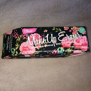 Bloom Make Up Eraser 💕💚